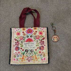 NATURAL LIFE Red Floral Insulated Lunch Bag and Keychain Combo